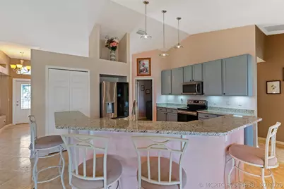 4025 SW Kadlic Street, Port Saint Lucie, FL 34953 - Photo 6