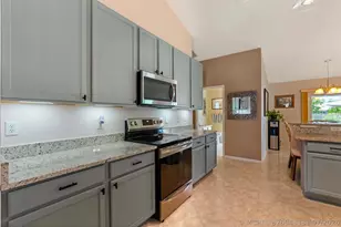 4025 SW Kadlic St, Port Saint Lucie, FL 34953 - Photo 8