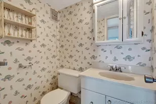 332 Sheffield N, West Palm Beach, FL 33417 - Photo 12