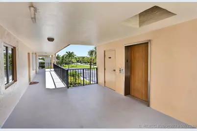 275 Palm Avenue #D 203, Jupiter, FL 33477 - Photo 2
