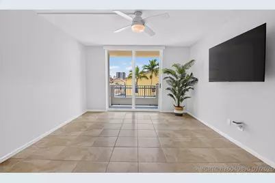 403 S Sapodilla Avenue #307, West Palm Beach, FL 33401 - Photo 6