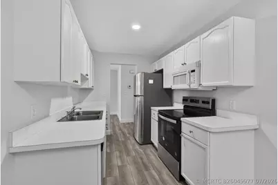 12708 Shoreline Drive #F, Wellington, FL 33414 - Photo 10