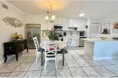 588 Trace Circle #211, Deerfield Beach, FL 33441 - Photo 10
