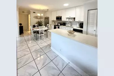 588 Trace Circle #211, Deerfield Beach, FL 33441 - Photo 6