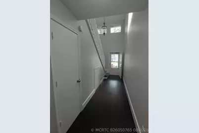 2147 Discovery Circle W, Deerfield Beach, FL 33442 - Photo 22