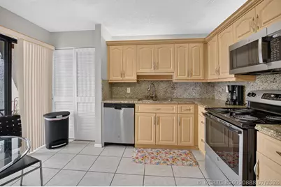 7473 Glendevon Lane #402, Delray Beach, FL 33446 - Photo 14