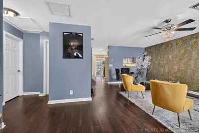 5639 Ithaca Circle E, Lake Worth, FL 33463 - Photo 10