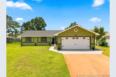 450 SE Thornhill Drive, Port Saint Lucie, FL 34983 - Photo 2