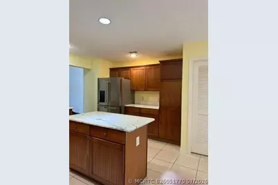 992 Ridgeland Path, The Villages, FL 32162 - Photo 14