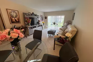 8584 Bella Vista Dr, Boca Raton, FL 33433 - Photo 6
