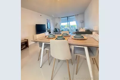 4640 Lucerne Lakes Boulevard W #402, Lake Worth, FL 33467 - Photo 6