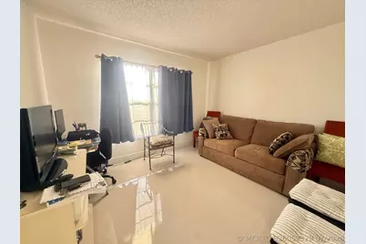 4640 Lucerne Lakes Boulevard W #402, Lake Worth, FL 33467 - Photo 24