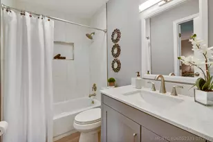 8745 98th Ct, Vero Beach, FL 32967 - Photo 12