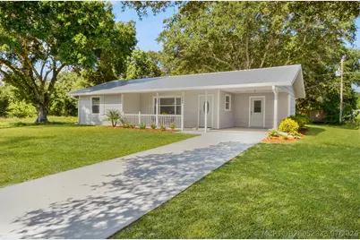 8745 98th Court, Vero Beach, FL 32967 - Photo 2