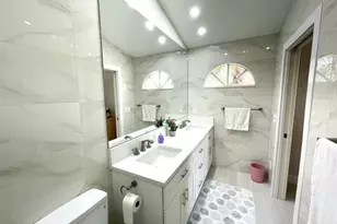3008 Fairway Dr N, Jupiter, FL 33477 - Photo 10