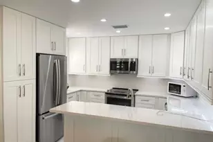 3008 Fairway Dr N, Jupiter, FL 33477 - Photo 6