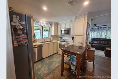 8020 SE Shenandoah Drive, Hobe Sound, FL 33455 - Photo 6