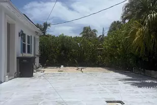 630 Claremore Dr, West Palm Beach, FL 33401 - Photo 2