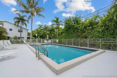 2116 NE 44th Street, Lighthouse Point, FL 33064 - Photo 2