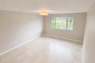 421 S Lakeside Dr, Lake Worth Beach, FL 33460 - Photo 8