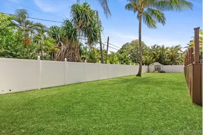 728 NE 9th Avenue, Boynton Beach, FL 33435 - Photo 34