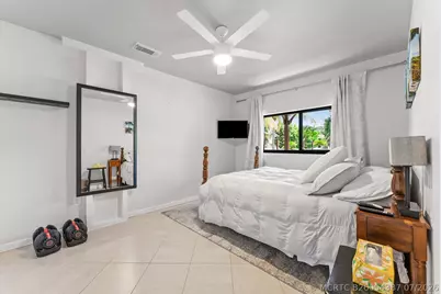 728 NE 9th Avenue, Boynton Beach, FL 33435 - Photo 22