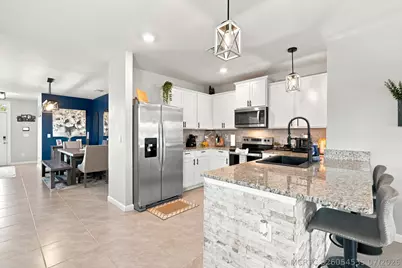 10555 SW Vasari Way, Port Saint Lucie, FL 34987 - Photo 8