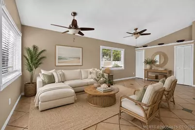 166 Raintree, Jupiter, FL 33458 - Photo 8