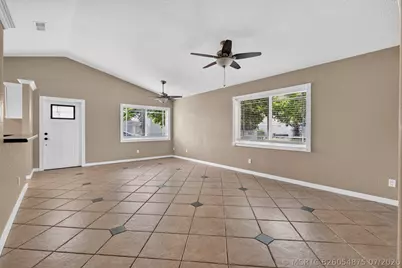 166 Raintree, Jupiter, FL 33458 - Photo 6