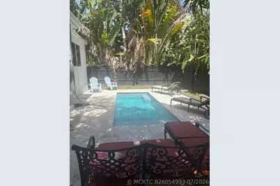 240 Almeria Road, West Palm Beach, FL 33405 - Photo 10