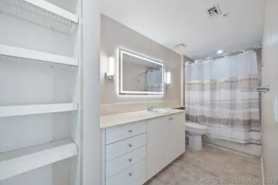 804 E Windward Way #621, Lantana, FL 33462 - Photo 10