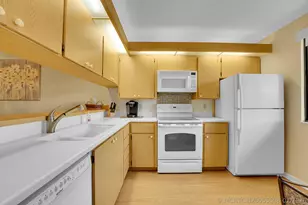 2001 Marina Isle Way, Jupiter, FL 33477 - Photo 6