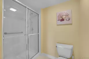 2001 Marina Isle Way, Jupiter, FL 33477 - Photo 20