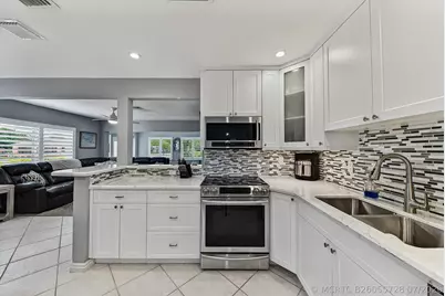 800 SW 19th Street, Fort Lauderdale, FL 33315 - Photo 14