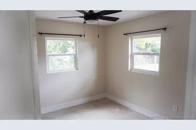 1502 Avenue I #B, Fort Pierce, FL 34950 - Photo 8