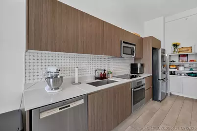1600 SW 1st Avenue #413, Miami, FL 33129 - Photo 14