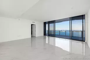 700 NE 24th St, Miami, FL 33137 - Photo 18