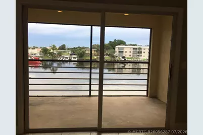 309 Lake Circle #202, North Palm Beach, FL 33408 - Photo 2