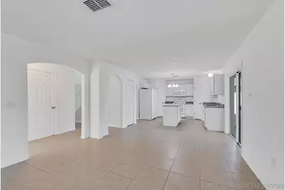 2538 12th Square SW, Vero Beach, FL 32968 - Photo 8