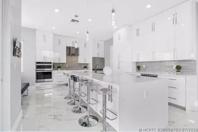 11836 Osprey Point Circle, Wellington, FL 33449 - Photo 14