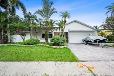 11650 NW 39th Place, Sunrise, FL 33323 - Photo 1