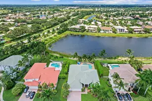 11727 Paradise Cove Ln, Wellington, FL 33449 - Photo 30