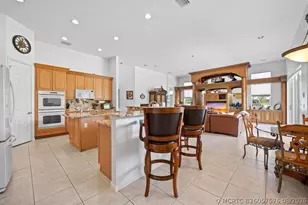 11727 Paradise Cove Ln, Wellington, FL 33449 - Photo 10