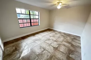 4326 Woodstock Dr, West Palm Beach, FL 33409 - Photo 14