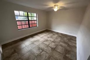 4326 Woodstock Dr, West Palm Beach, FL 33409 - Photo 12