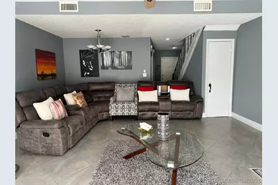 12737 Westhampton Circle, Wellington, FL 33414 - Photo 4