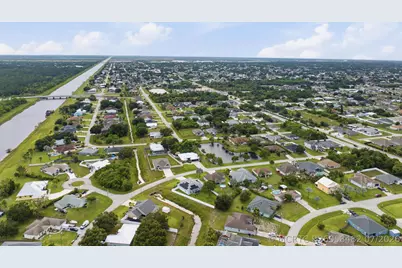 558 SW South Quick Circle, Port Saint Lucie, FL 34953 - Photo 32