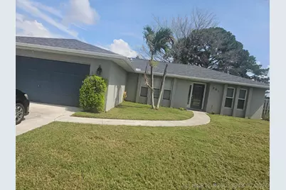 301 SW Violet Avenue, Port Saint Lucie, FL 34983 - Photo 2