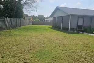 301 SW Violet Ave, Port Saint Lucie, FL 34983 - Photo 24