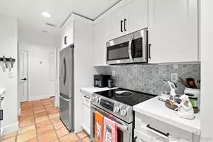 980 NW N River Dr, Miami, FL 33136 - Photo 10